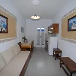 أورفاس Kamári