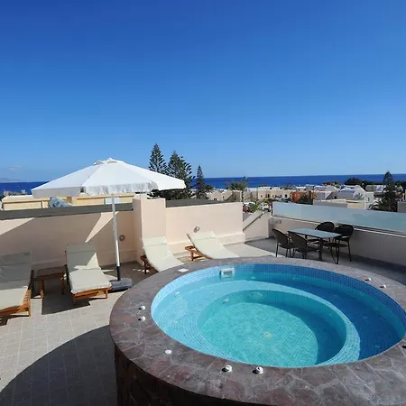 Orfeas 3* Kamari (Santorini)
